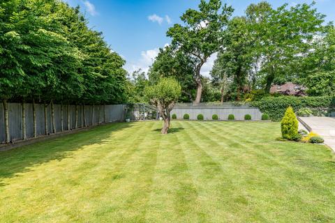 4 bedroom detached house for sale, Old Church Road, Chelmsford CM3