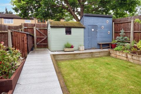 4 Braemar Close, Stevenage, SG2 8TA