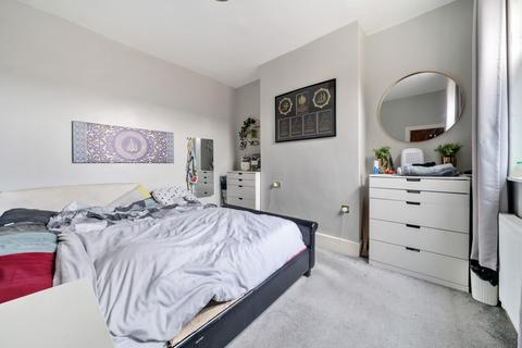 8 Clitheroe Road, Manchester, M13 0GE