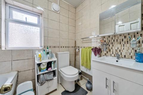 8 Clitheroe Road, Manchester, M13 0GE