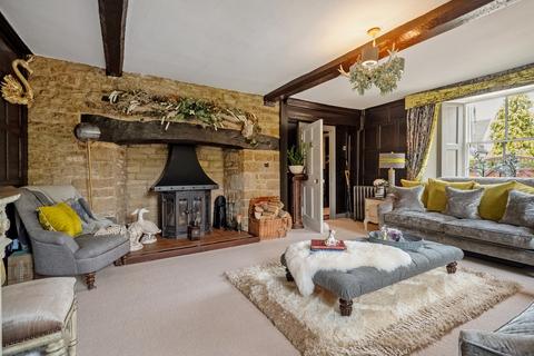 6 bedroom detached house for sale, Orlingbury Road Great Harrowden, Northamptonshire, NN9 5AF