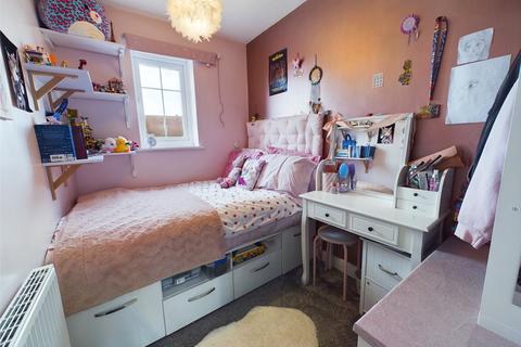 16 Drapers Close, Worcester, WR4 9XU