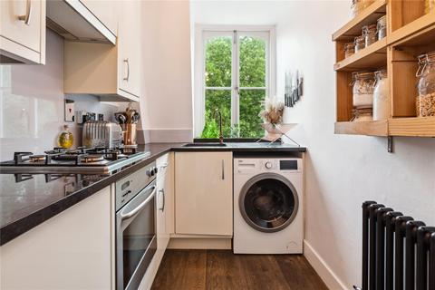 2 bedroom apartment for sale, Queenstown Road, SW8