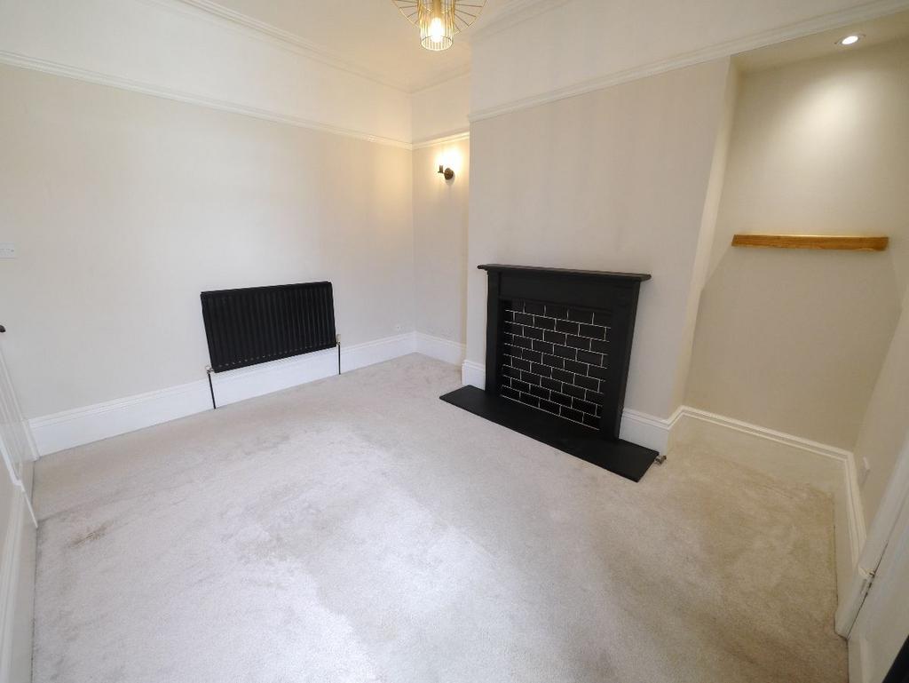 Kitchener Street, Sunderland 2 bed cottage to rent £695 pcm (£160 pw)