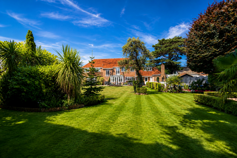 5 bedroom detached house for sale, Herbert Road, Hornchurch RM11