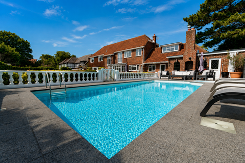 5 bedroom detached house for sale, Herbert Road, Hornchurch RM11