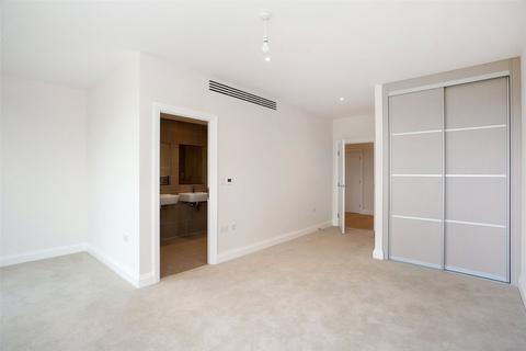 2 bedroom penthouse for sale, The Claves, Millbrook Park, Mill Hill, London, NW7