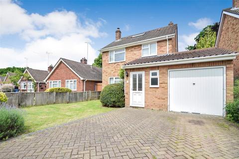 3 bedroom detached house for sale, Yateley, Hampshire GU46