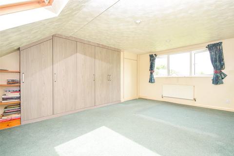 3 bedroom detached house for sale, Yateley, Hampshire GU46
