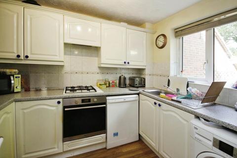 3 bedroom semi-detached house to rent, Cooke Rise, Bracknell RG42