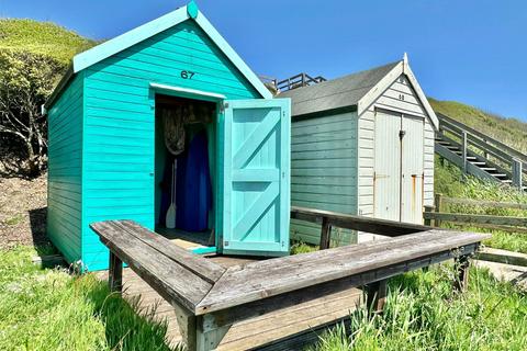 Property for sale, Beach Hut, Hordle Cliff, Milford-On-Sea, Hampshire, SO41