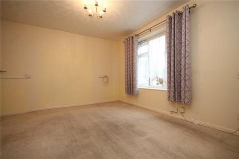 1 bedroom flat for sale, Henbit Close, Surrey KT20