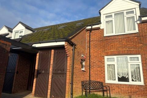 Henbit Close, Surrey KT20