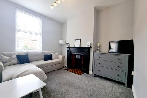 2 bedroom terraced house to rent, Windleshaw Road, Dentons Green, WA10