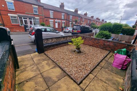 2 bedroom terraced house to rent, Windleshaw Road, Dentons Green, WA10
