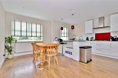 4 bedroom terraced house for sale, Silistria Close, Knaphill, Woking, Surrey, GU21
