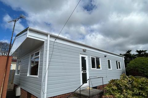 2 bedroom park home for sale, Woodcock Park, Warminster, BA12