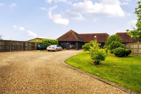 4 bedroom detached house for sale, Upper Rodmersham, Rodmersham, Sittingbourne, Kent, ME9