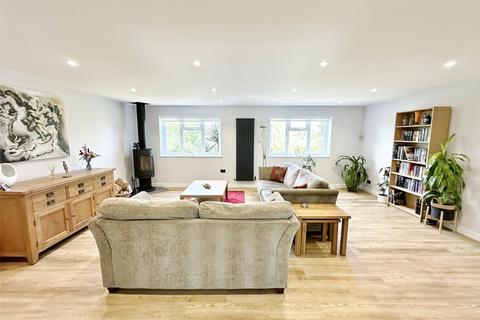 6 Burrows Lane, Verwood, BH31 7PH