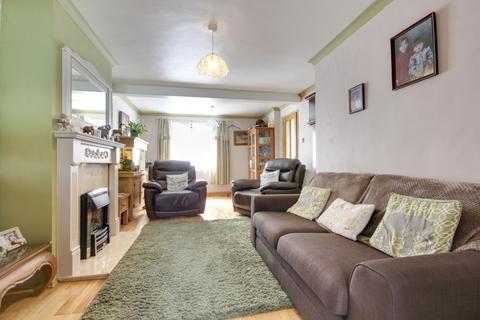 3 bedroom terraced house for sale, Charles Dart Crescent, Barnstaple EX32