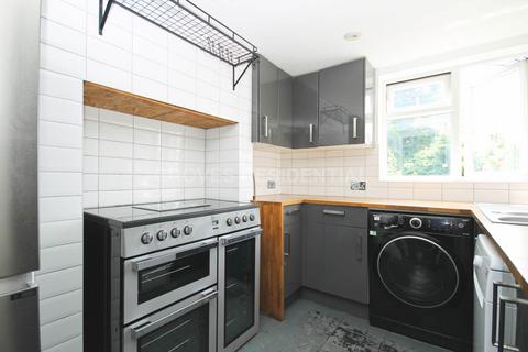 2 bedroom apartment to rent, Burlington Road, New Malden