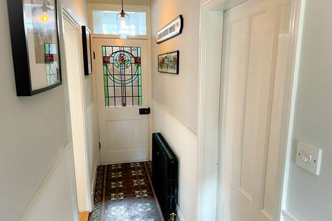 33 Sandymount Road, Walsall, WS1 3AR