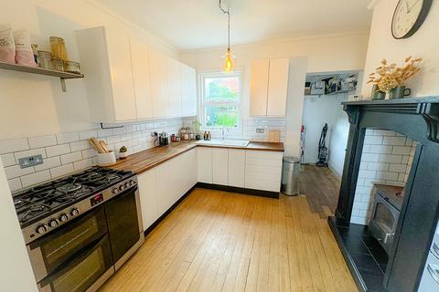33 Sandymount Road, Walsall, WS1 3AR