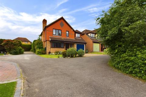 4 bedroom detached house for sale, Sweet Briar Drive, Steeple View, Essex, SS15