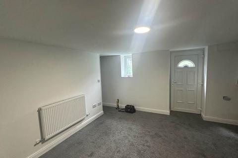 3 bedroom terraced house to rent, Blackhouse Road, Fartown, Huddersfield, West Yorkshire, HD2