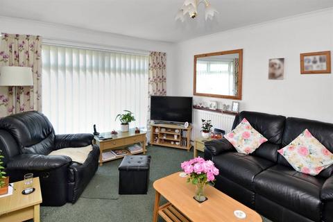 8 Avondale Close, Whitstable, CT5 3QA