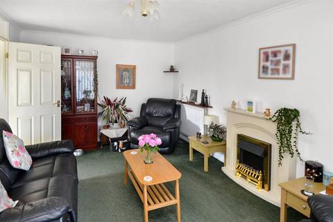 8 Avondale Close, Whitstable, CT5 3QA