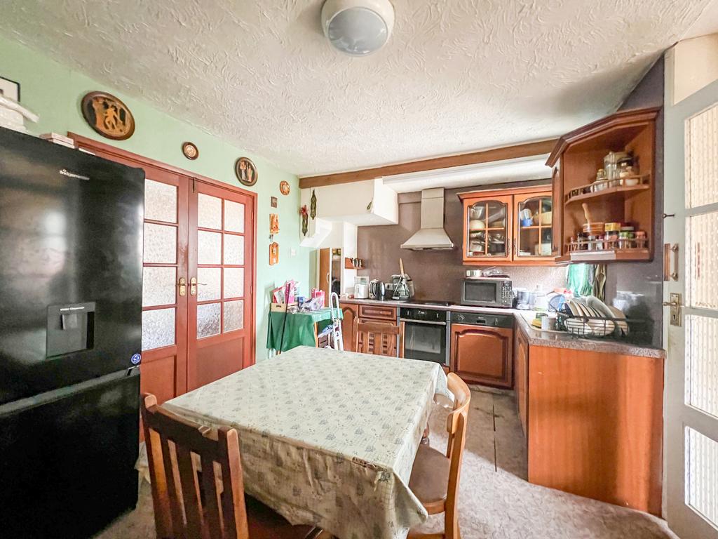 Worthing Road, Patchway, Bristol... 3 bed terraced house for sale £