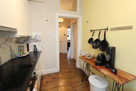 2 bedroom flat to rent, Grange Loan, Newington, Edinburgh, EH9