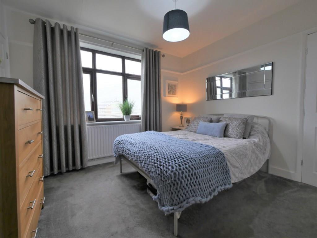 Bedroom2 2