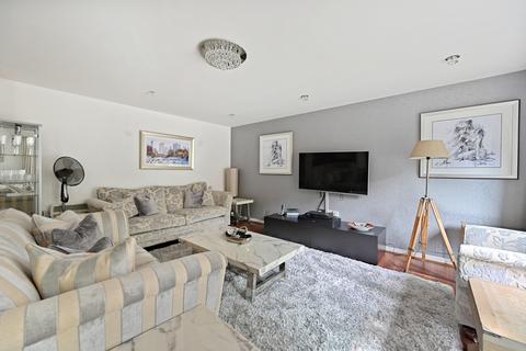 2 bedroom flat to rent, London, W9