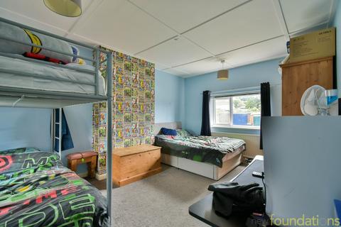 39 Barrack Road, Bexhill-on-sea, TN40 2AT