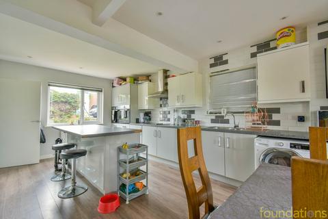 39 Barrack Road, Bexhill-on-sea, TN40 2AT