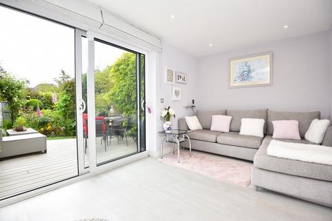 3 bedroom townhouse for sale, Nightingale Drive, Harrogate