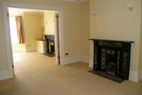 4 bedroom terraced house for sale, Monson Colonnade, Tunbridge Wells TN1