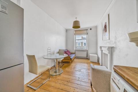 2 bedroom flat to rent, Ongar Road London SW6