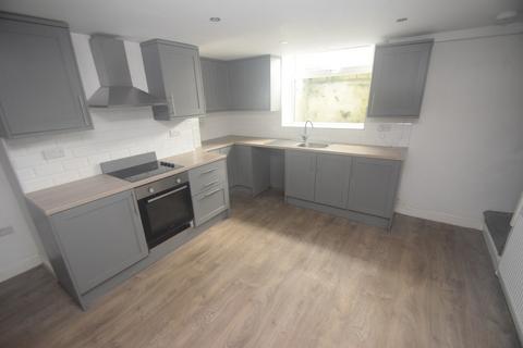 3 bedroom end of terrace house for sale, Railway Street, Keighley BD20