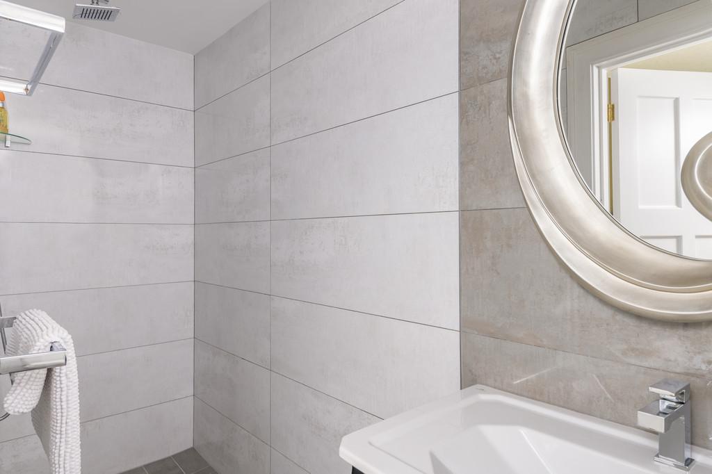Bedroom Two En-Suite