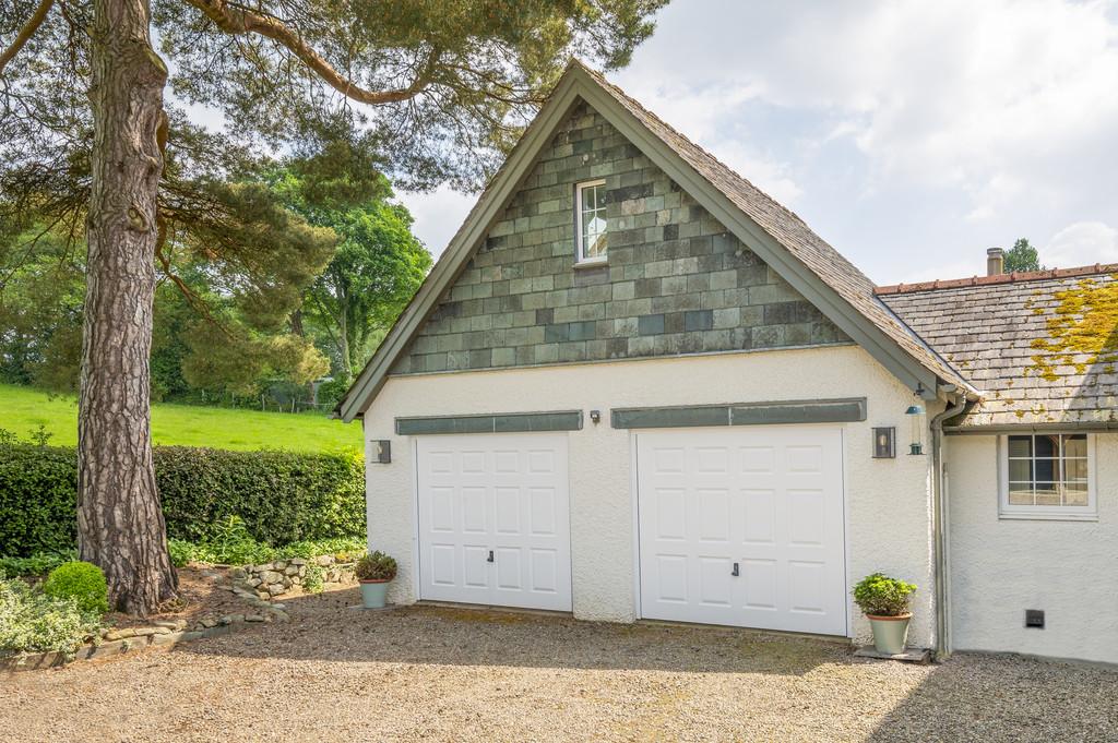 Double Garage