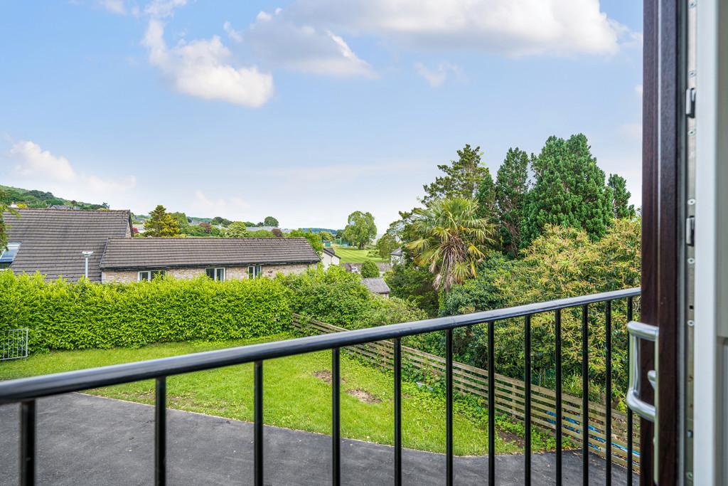View from Open Plan Living/Dining/Kitchen