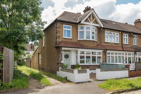 15 Brookside, Carshalton, SM5 3BW