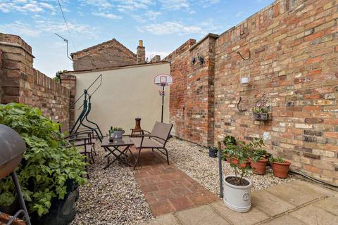 2 bedroom semi-detached house for sale, Ropery Cottage, 67 Yarborough Road, Grimsby, Lincolnshire