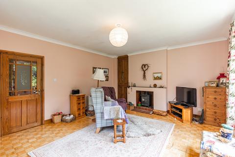 3 bedroom detached bungalow for sale, Reymerston