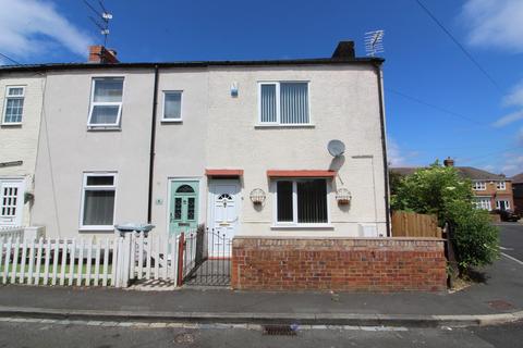 2 bedroom end of terrace house to rent, Grove Terrace, Stockton-on-Tees