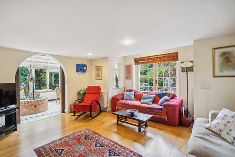 4 bedroom detached house for sale, Amersham Road, Chalfont St Peter, Buckinghamshire