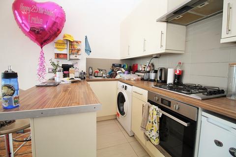 2 bedroom flat for sale, Marine Parade, Brighton, BN2 1PH